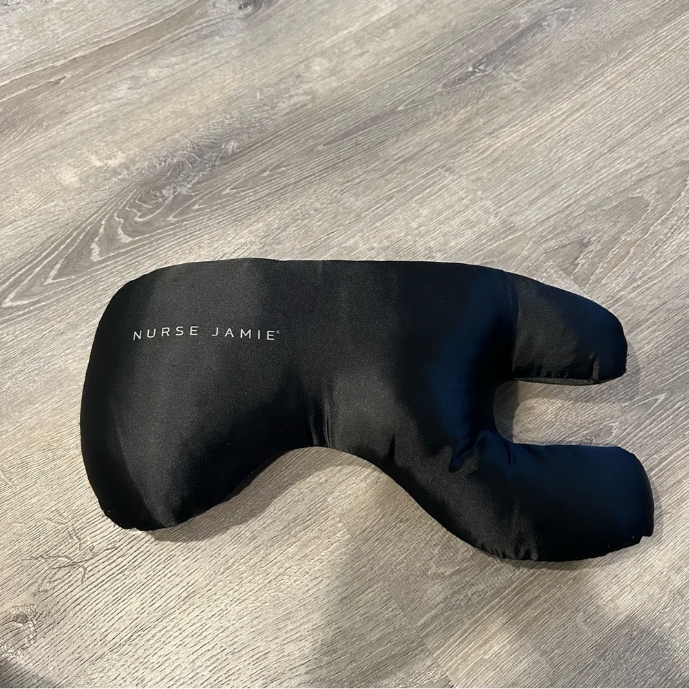 Nurse jamie black pillow